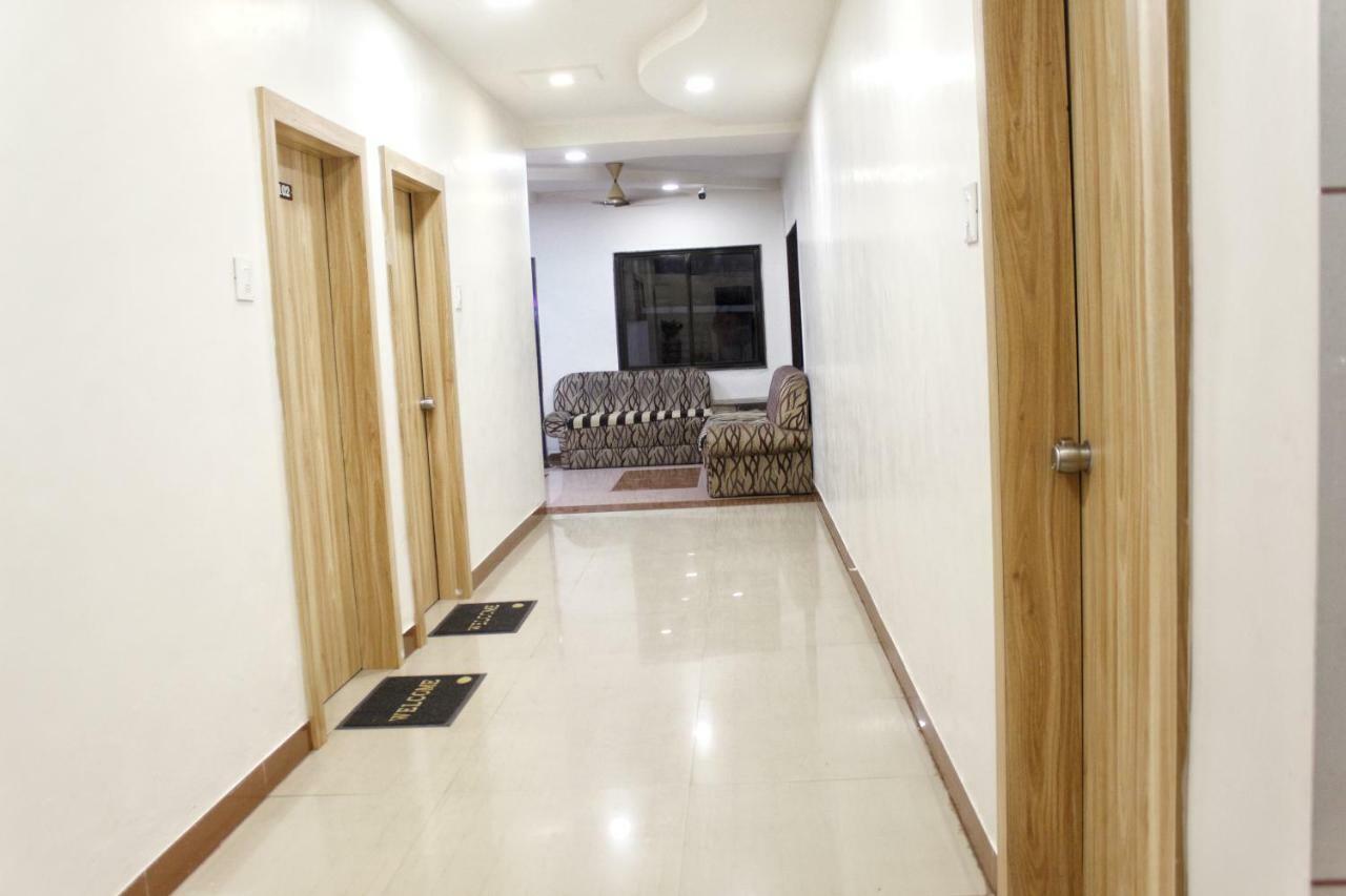 Hotel Shri Radhe Somnath Exterior photo